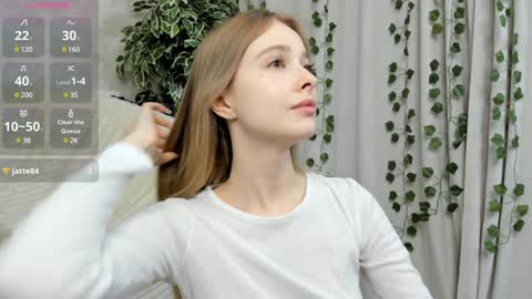 Snapshot of mell_milles chatting on 02.02.25 mell milles online show from 02.02.25