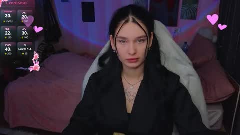 Snapshot of mella_freya chatting on 11.23.25 Freya IM NONUDE online show from 11.23.25