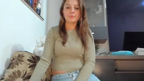 Snapshot of mellbell_ chatting on 04.28.26 MellyMell online show from 04.28.26
