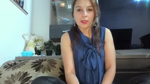 Snapshot of mellbell_ chatting on 06.26.26 MellyMell online show from 06.26.26