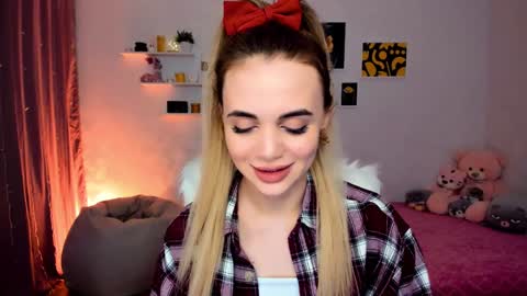 Tessa online show from 12.14.24