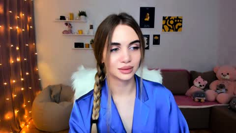 Tessa online show from 12.20.24