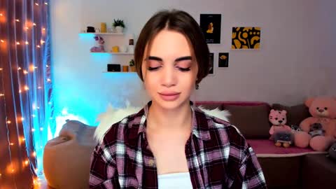 Tessa online show from 12.22.24