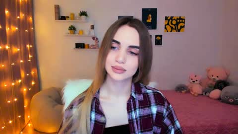 Tessa online show from 02.07.25