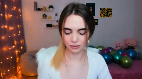 Tessa online show from 02.13.25