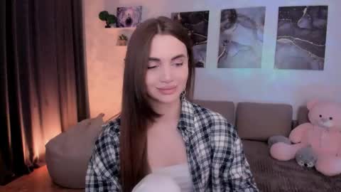 Snapshot of mellifluoustess chatting on 05.01.26 Tessa online show from 05.01.26