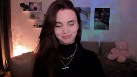 Snapshot of mellifluoustess chatting on 05.15.26 Tessa online show from 05.15.26