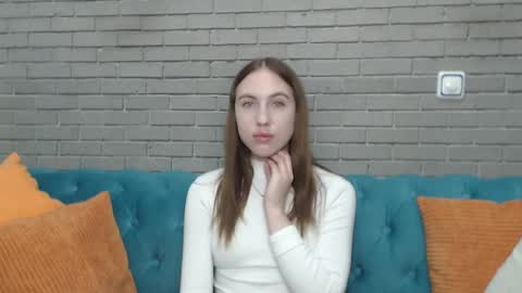 Snapshot of mellingi chatting on 09.18.25 mellingi online show from 09.18.25