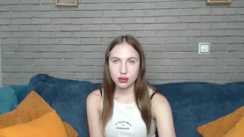 Snapshot of mellingi chatting on 10.07.25 mellingi online show from 10.07.25