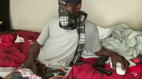 Snapshot of mellomost chatting on 04.08.26 mellomost online show from 04.08.26