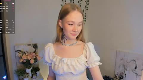 Snapshot of melodievejar chatting on 02.17.26 melodievejar online show from 02.17.26