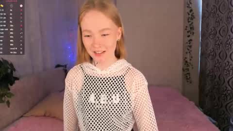 Snapshot of melodievejar chatting on 03.09.26 melodievejar online show from 03.09.26