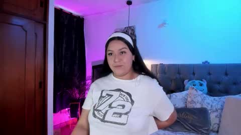 Snapshot of melody_bonnie22 chatting on 02.12.26 Leslie online show from 02.12.26