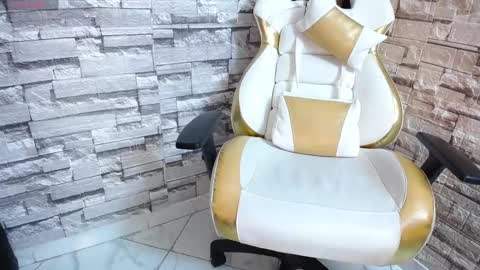 Snapshot of melody_hils chatting on 01.21.25 MELODY HILS online show from 01.21.25