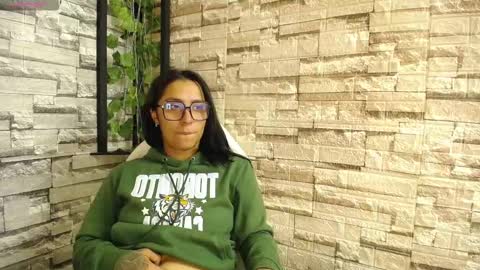 Snapshot of melody_hils chatting on 02.05.25 MELODY HILS online show from 02.05.25