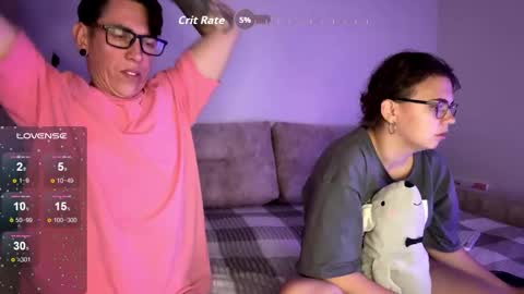 Snapshot of melody_song chatting on 09.16.25 melody_song online show from 09.16.25