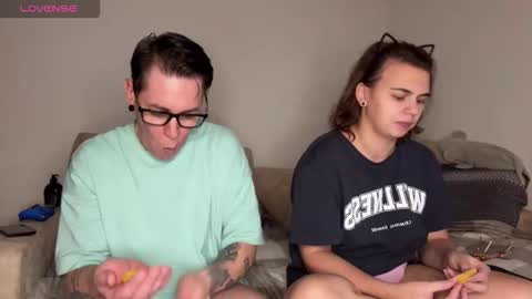 Snapshot of melody_song chatting on 11.26.25 melody_song online show from 11.26.25