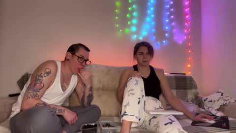 Snapshot of melody_song chatting on 01.14.26 melody_song online show from 01.14.26