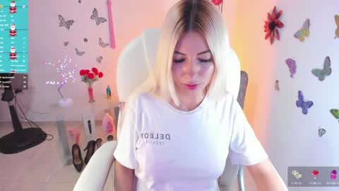 melody_starr online show from 12.29.24