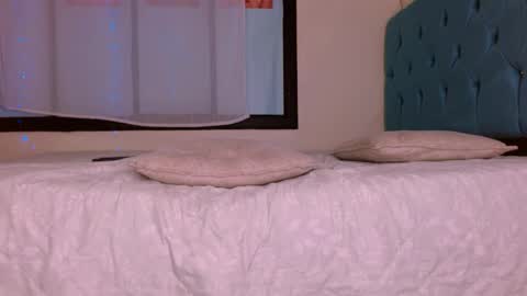 Snapshot of melodycrazydirty69 chatting on 09.28.25 melody online show from 09.28.25