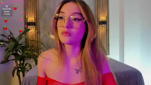 Snapshot of melodylanee chatting on 01.19.26 melodylanee online show from 01.19.26