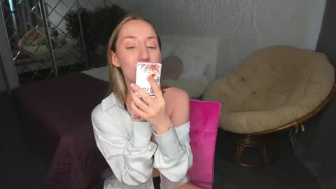 Kaylie online show from 12.23.24