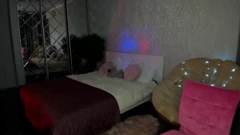 Kaylie online show from 12.30.24