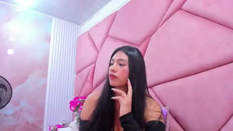 Snapshot of melodysmithass chatting on 04.30.26 Melodysmithass online show from 04.30.26