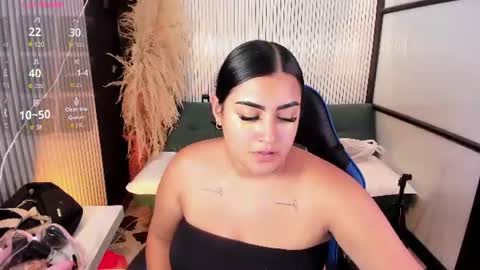 Snapshot of melodysnow chatting on 06.19.26 melodysnow online show from 06.19.26