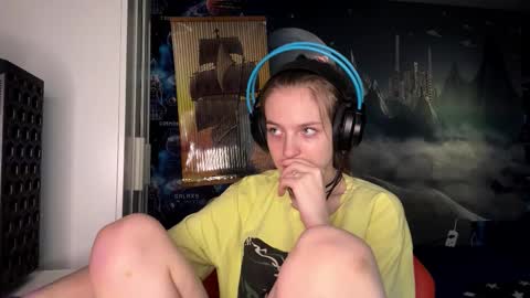 Hi Im Aria 18 years old online show from 11.02.25