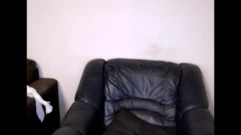 memyself8 online show from 01.04.25