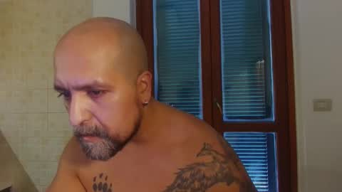 Snapshot of menformen1929 chatting on 10.10.25 menformen1929 online show from 10.10.25