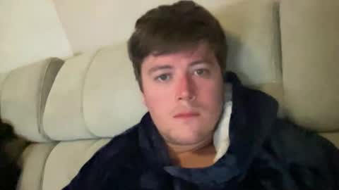 Snapshot of mennon chatting on 05.12.26 M N online show from 05.12.26