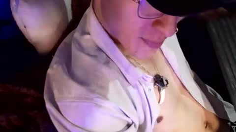 Snapshot of menyy666 chatting on 04.25.26 Giorggio Fragacci online show from 04.25.26