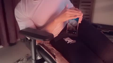 Snapshot of meow609 chatting on 11.19.25 meow609 online show from 11.19.25