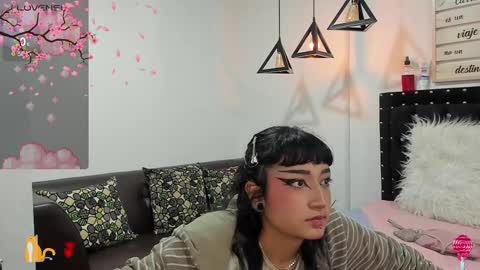 Snapshot of meow_mota chatting on 02.15.25 Valentina  online show from 02.15.25