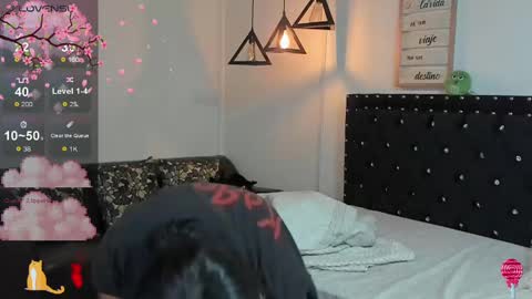 Snapshot of meow_mota chatting on 03.08.25 Valentina  online show from 03.08.25