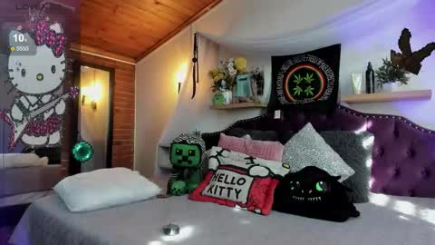 Snapshot of meow_mota chatting on 09.11.25 Valentina  online show from 09.11.25