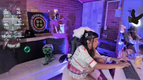 Snapshot of meow_mota chatting on 09.12.25 Valentina  online show from 09.12.25