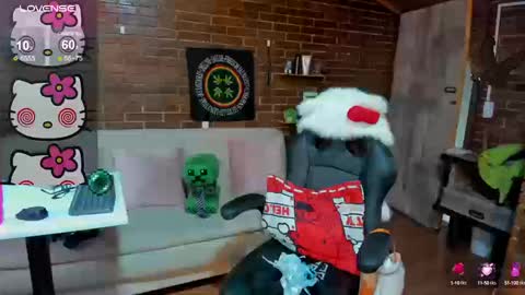 Snapshot of meow_mota chatting on 09.24.25 Valentina  online show from 09.24.25