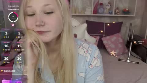 MeowkaKitty online show from 12.17.25