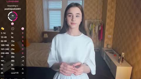 Julie online show from 11.17.25