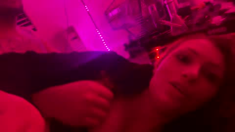 Snapshot of meowzers777 chatting on 12.21.24 meowzers777 online show from 12.21.24