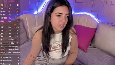    online show from 01.01.25