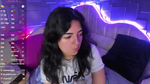    online show from 01.03.25