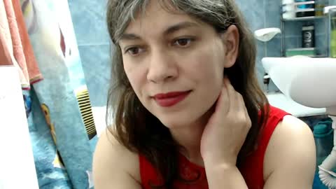 Snapshot of merciylove chatting on 04.19.26 Miss Helena online show from 04.19.26