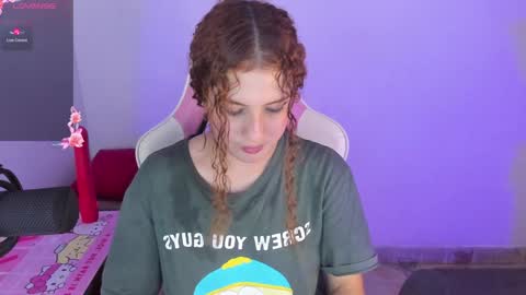 laura 3 i am independent model online show from 12.22.24