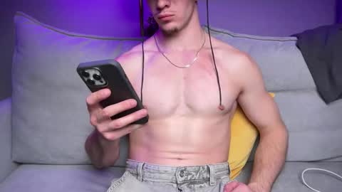 merlin07299 online show from 10.04.25