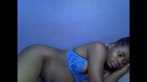 merlin_queen online show from 11.15.25