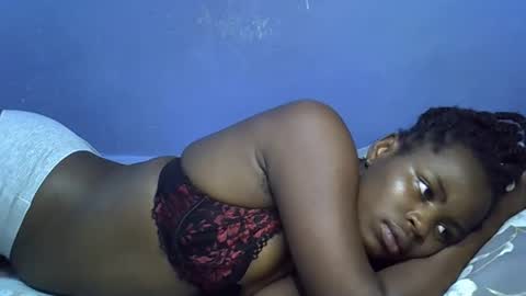 merlin_queen online show from 11.25.25